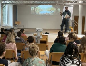 Präsentation vor einer Schulklasse
